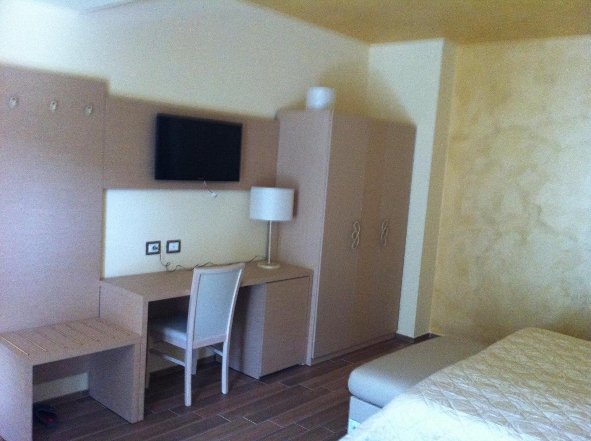 Hotel Duchessa Della Sila سان جيوفاني ان فيوري المظهر الخارجي الصورة