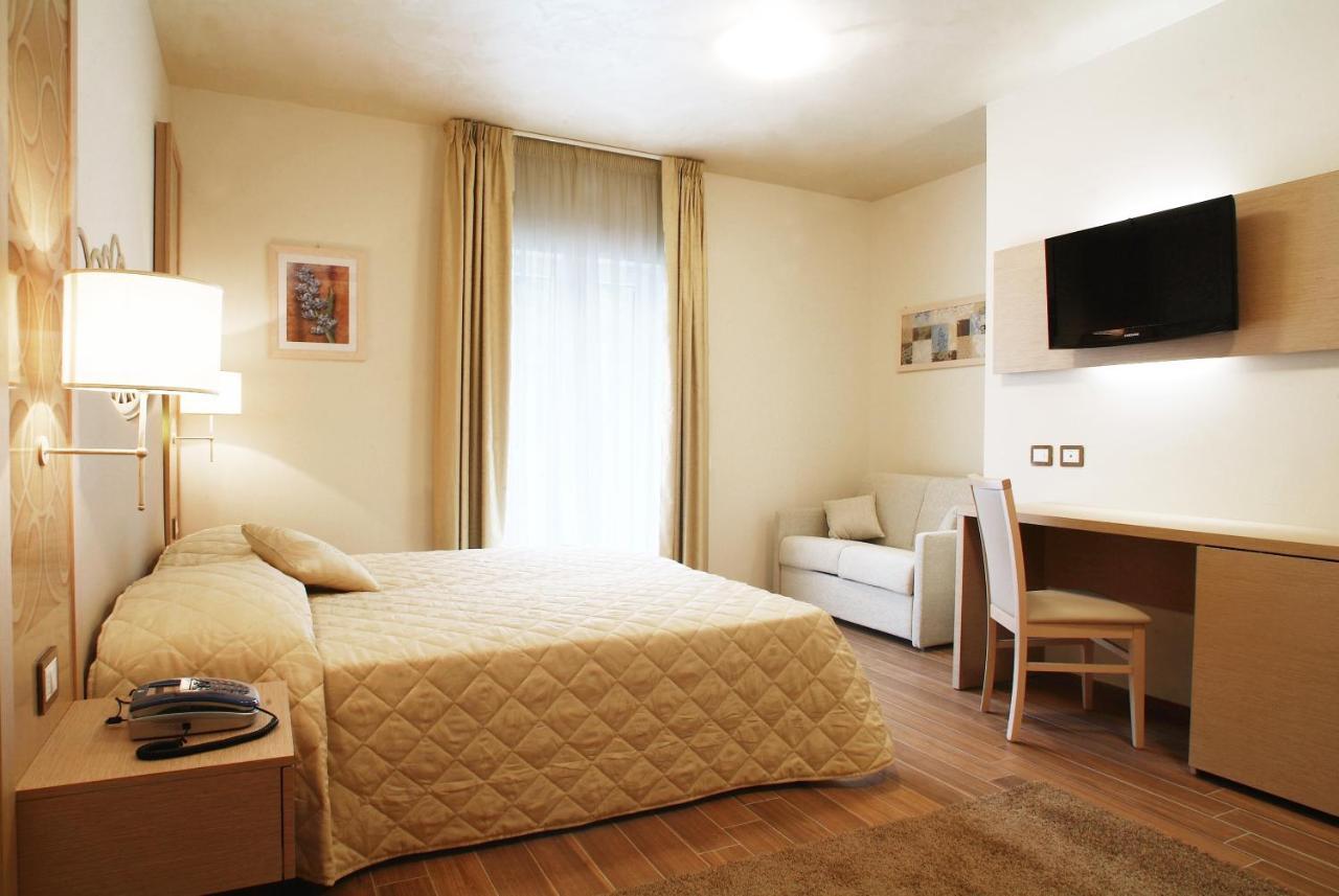 Hotel Duchessa Della Sila سان جيوفاني ان فيوري المظهر الخارجي الصورة